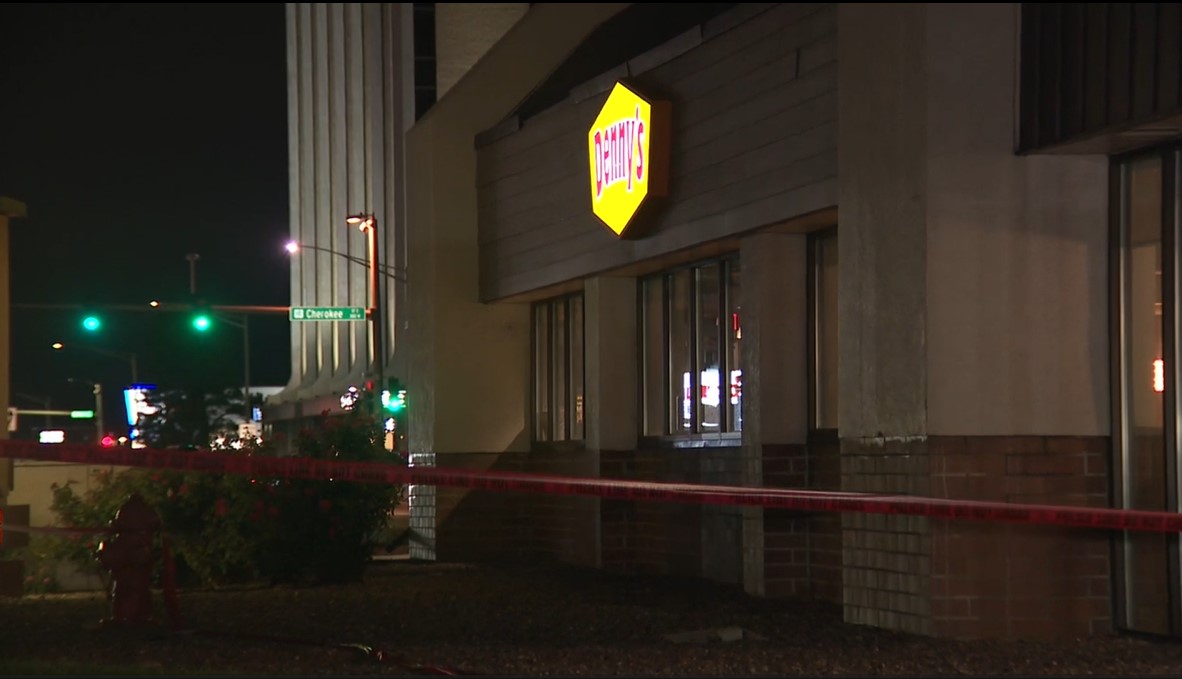 englewood officer injured in stabbing at Denny’s restaurant suspect shot hospitalized police say_oct 6 2025.jpg