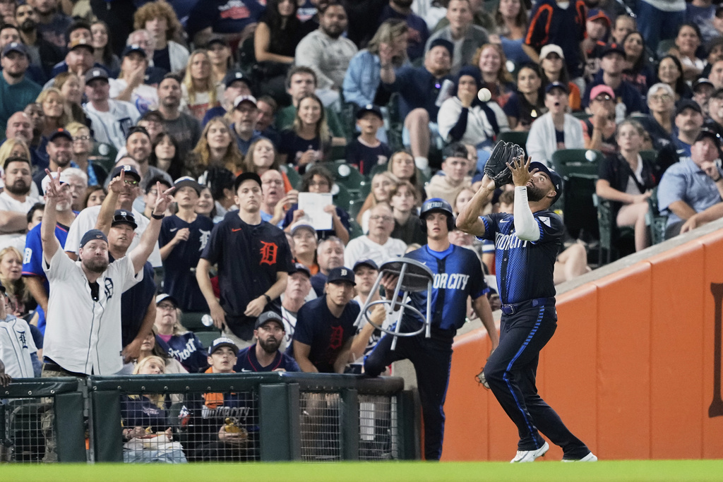 Braves Tigers Baseball
