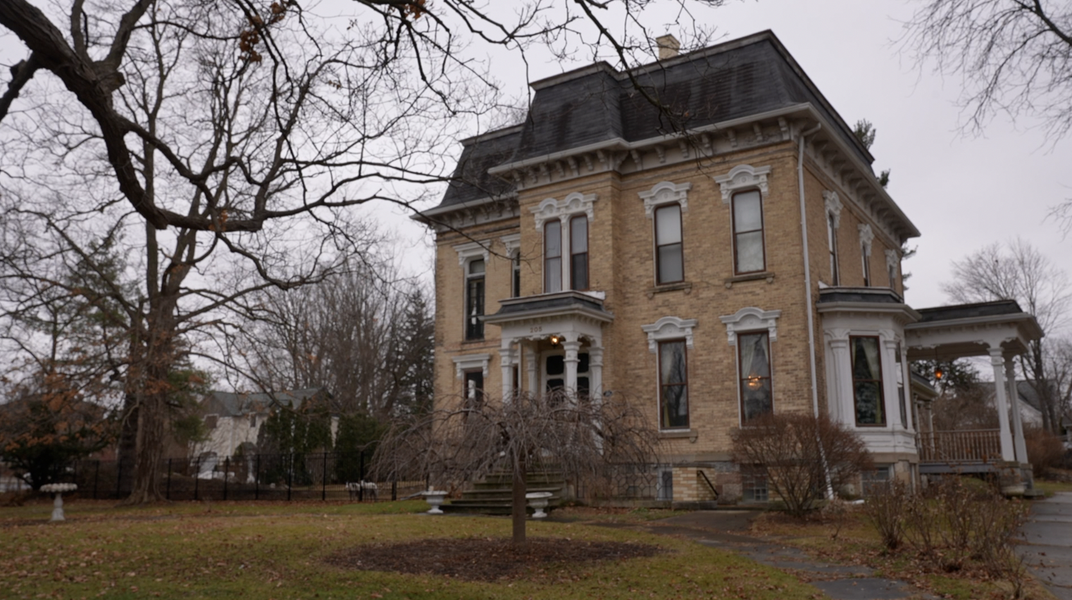 Hicks Mansion in St. Johns, December 2022