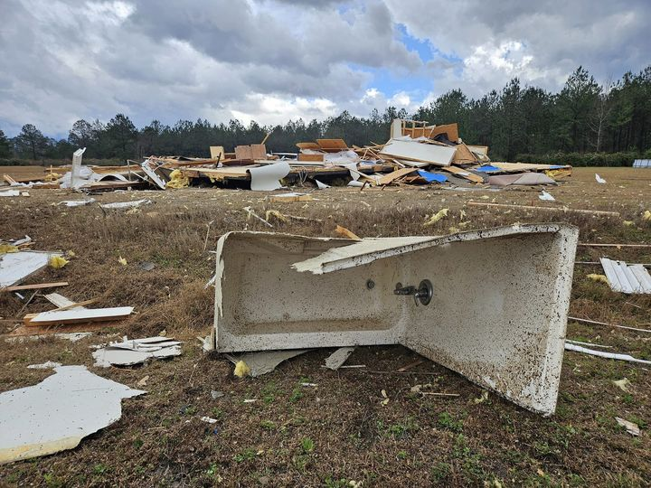 Valdosta storm damage.png