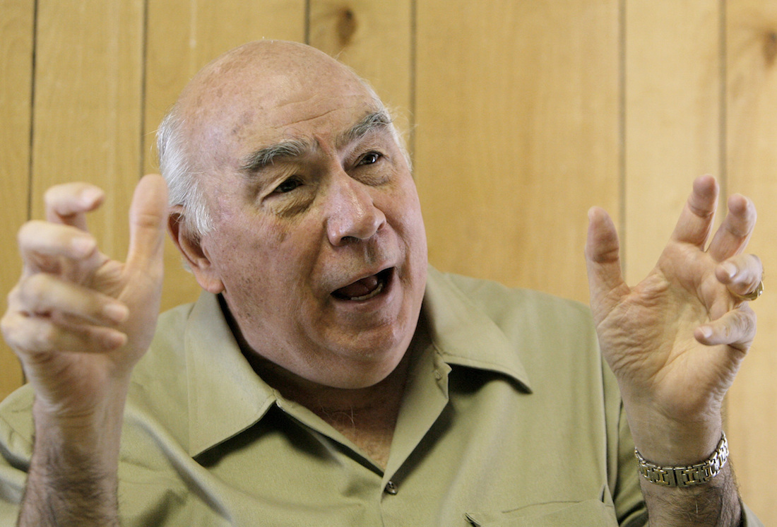 Coal magnate Robert Murray dies; he long fought regulators