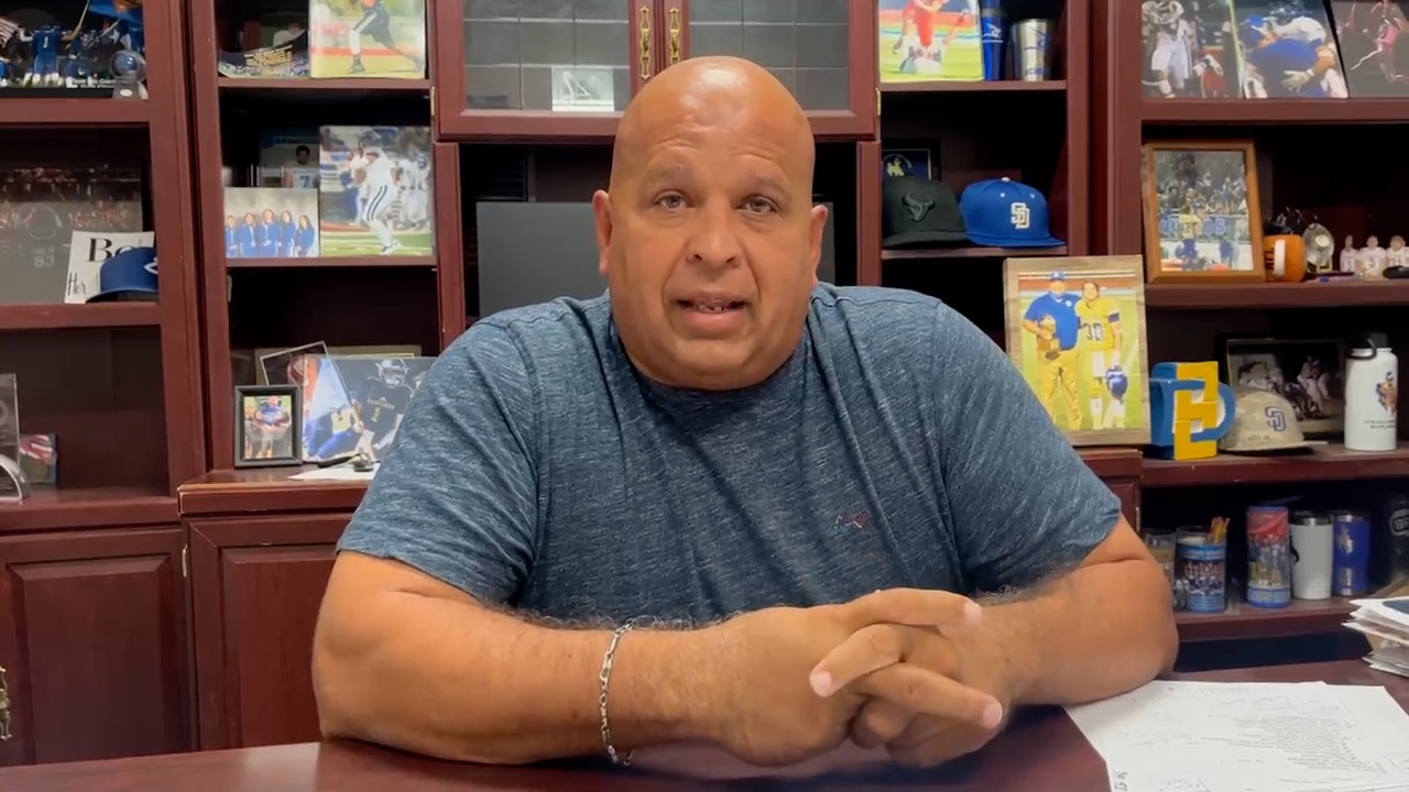 Bo Ochoa one win away from 100