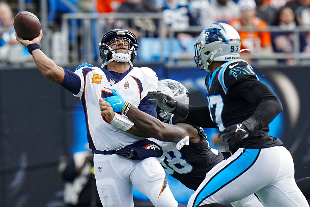 Broncos Panthers Football