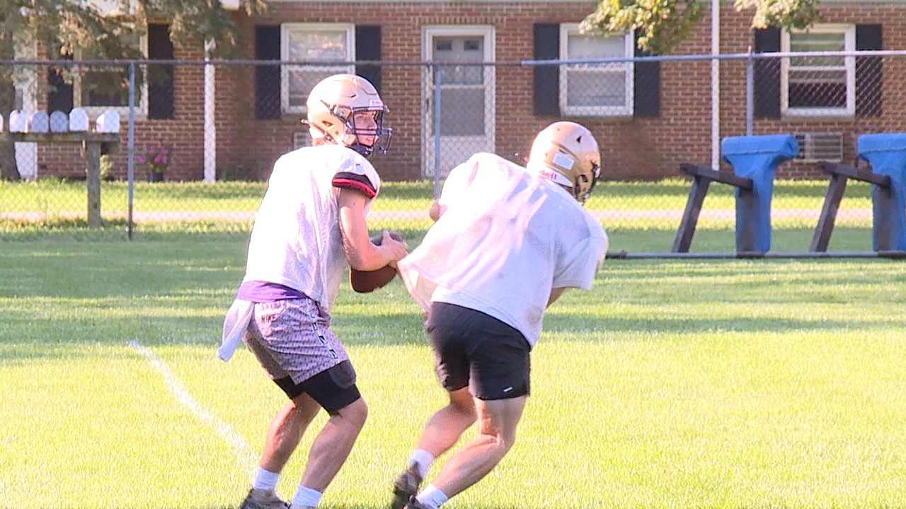 Ryan Ling Schoolcraft football practice