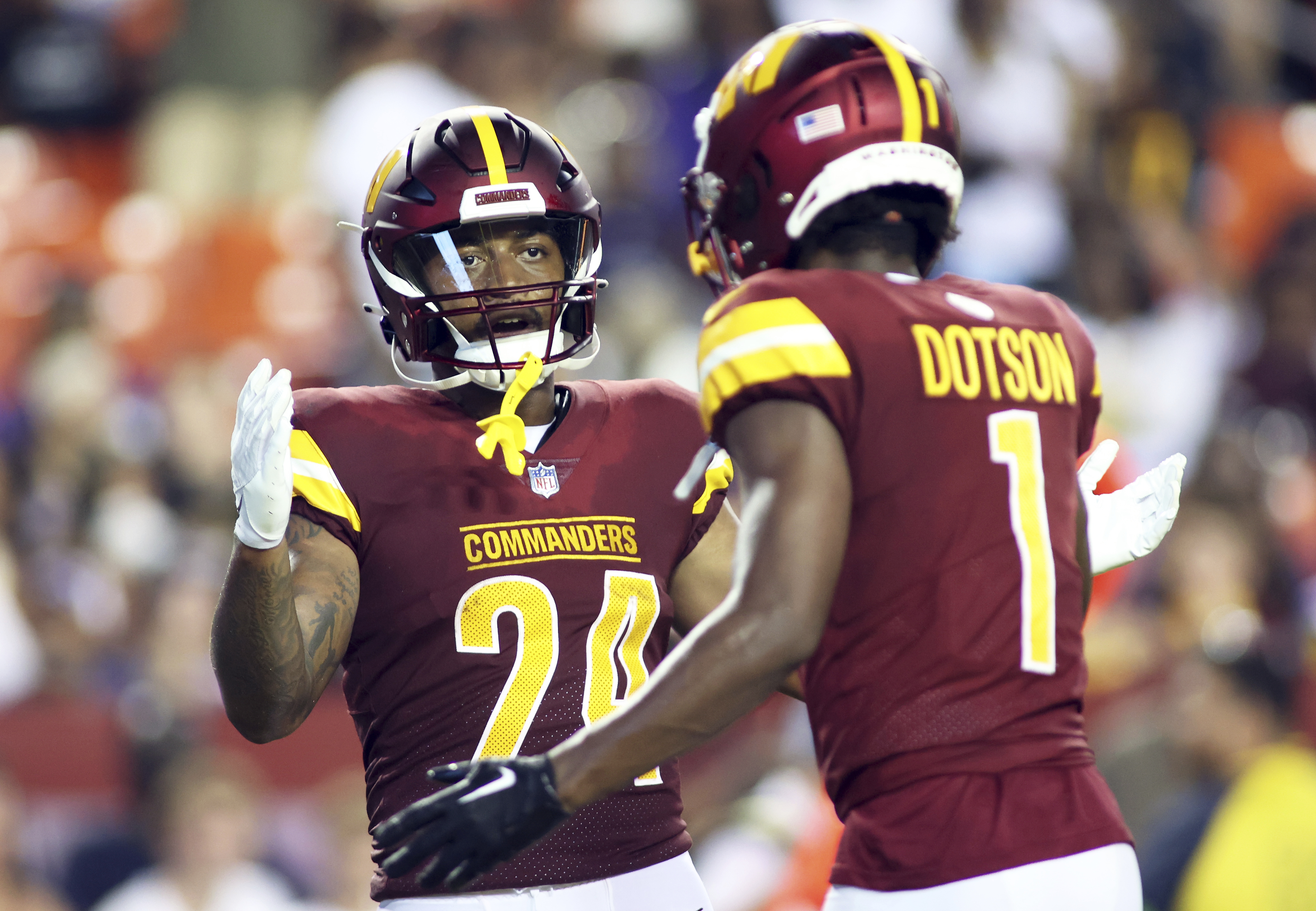 Ravens Commanders Football