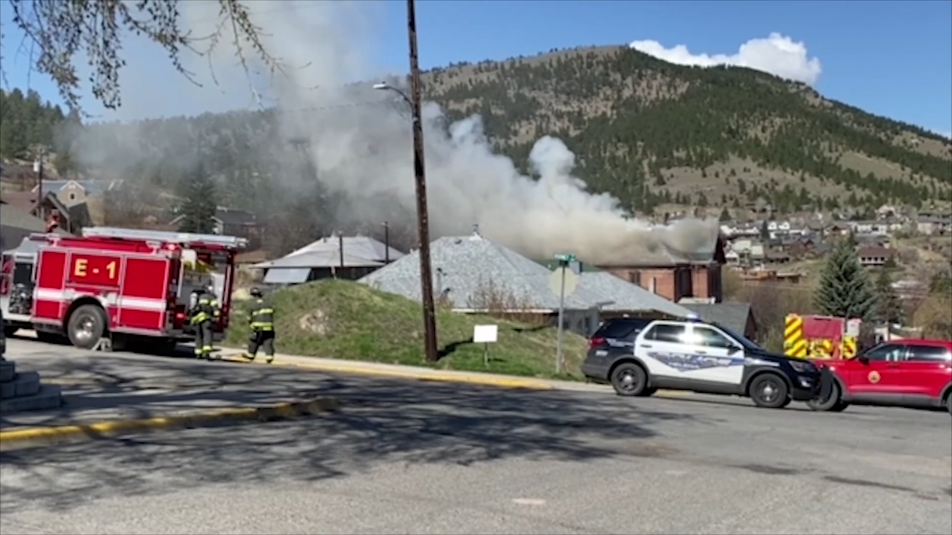 Structure fire in downtown Helena