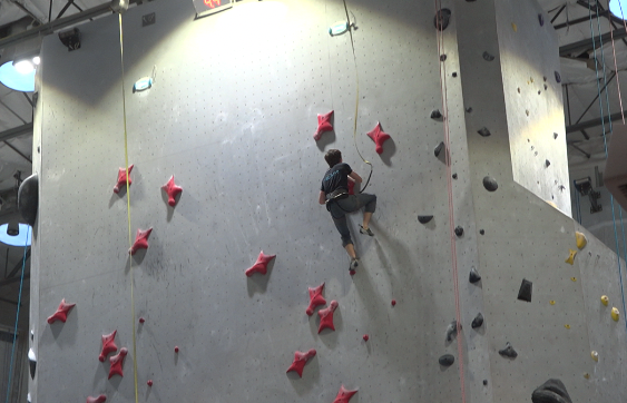indoor sport climbing.png