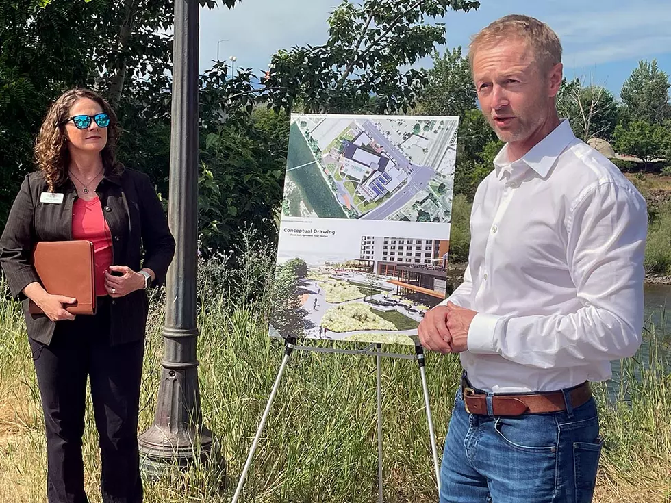 Riverfront Triangle Development