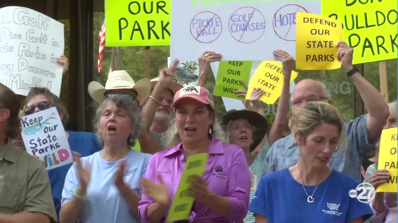 "CALL IT OFF!": Neighbors from across Big Bend gather to protest golf, pickleball and more at state parks