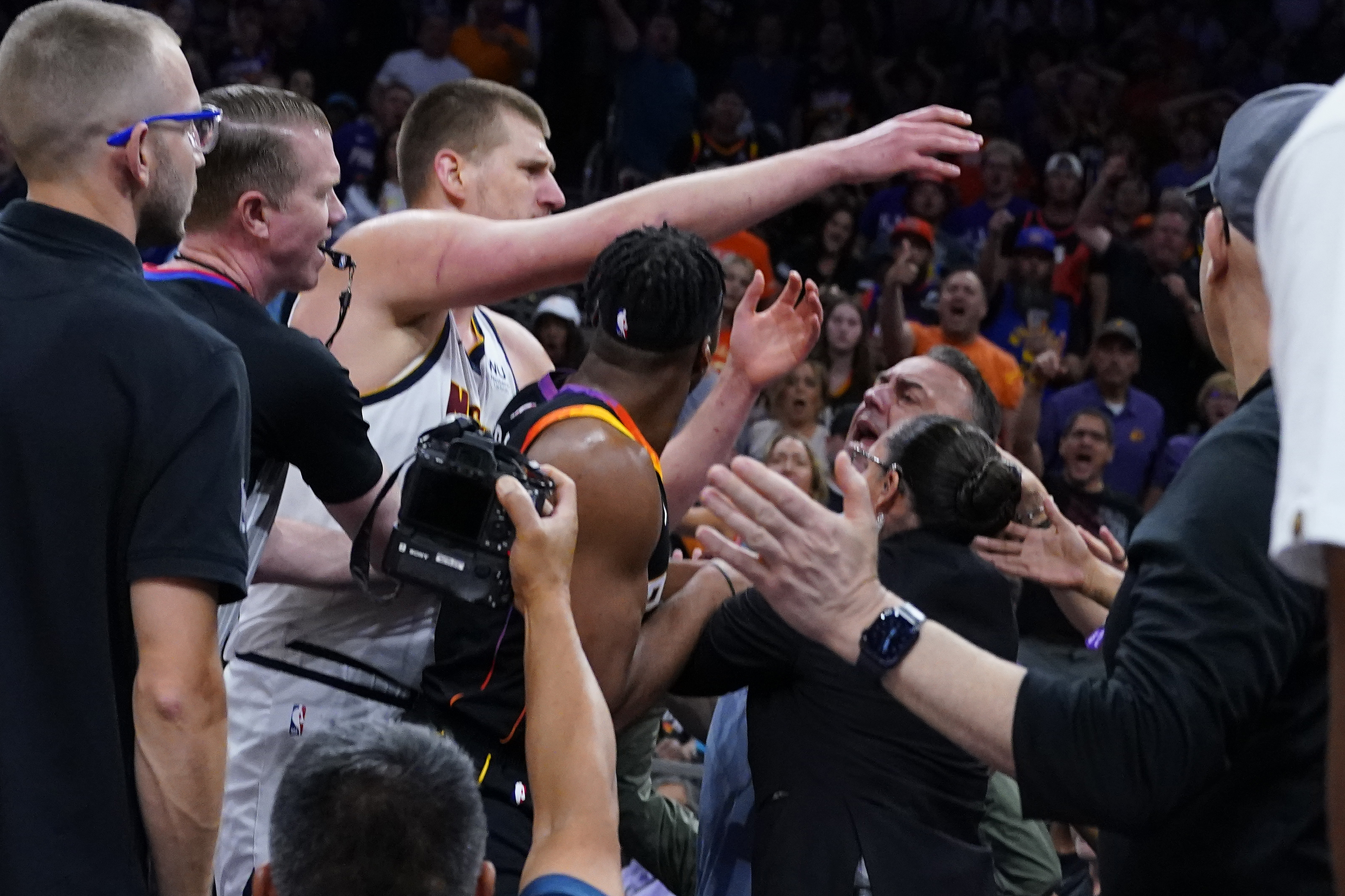 Nuggets Suns Basketball