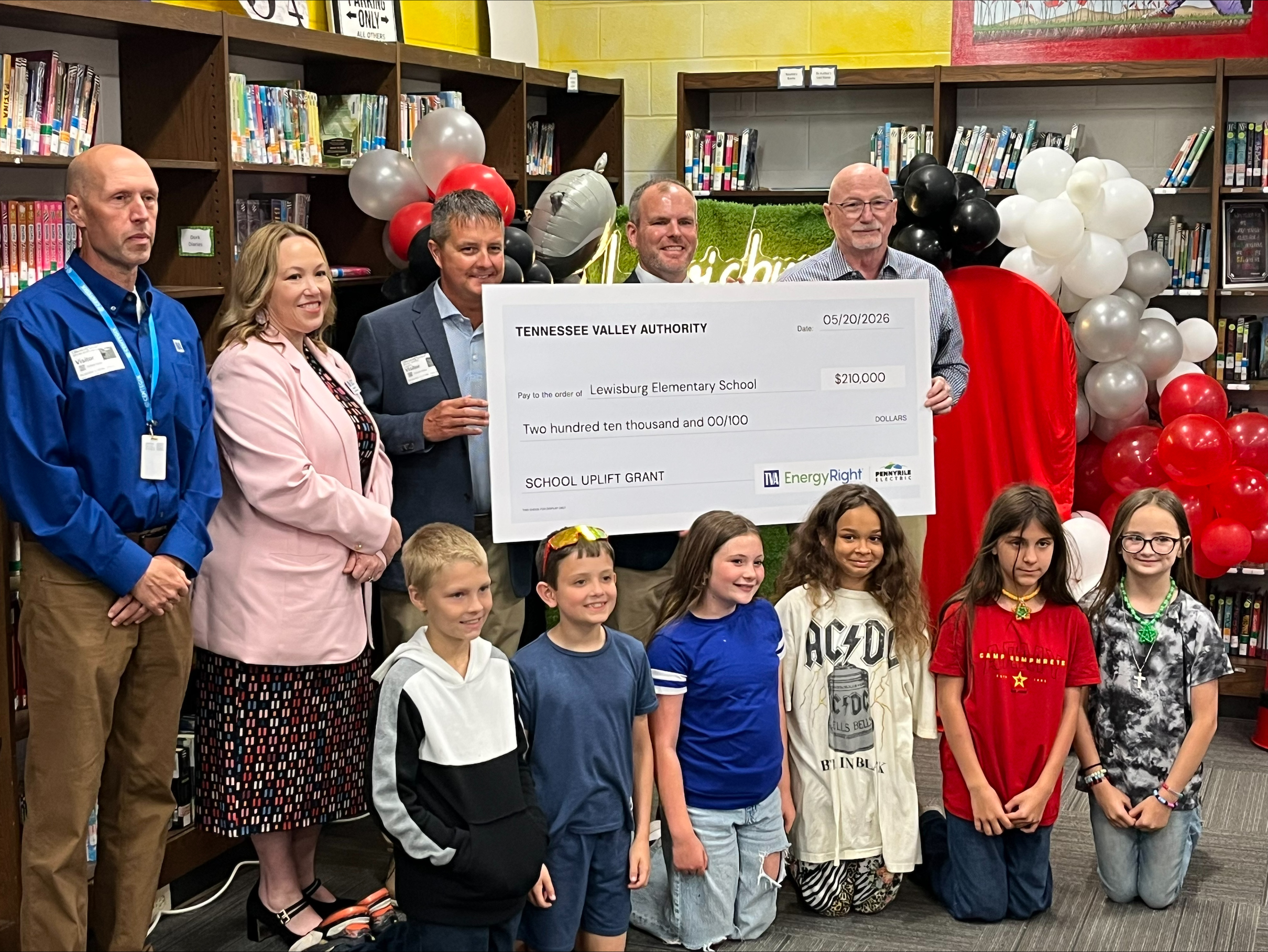 Lewisburg School Receives $210,000 from School Uplift