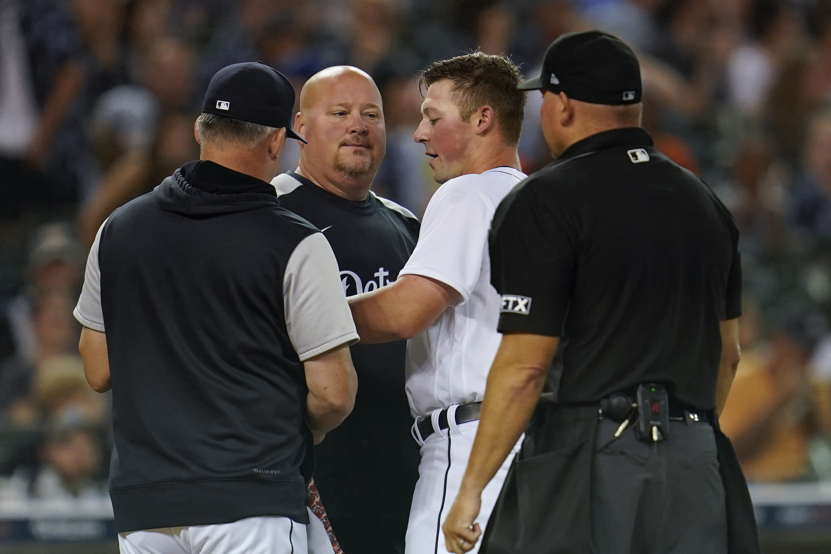 Spencer Torkelson hit by pitch Royals Tigers Baseball