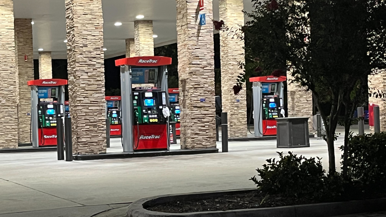 Long lines for gasoline at various stations across Tampa Bay