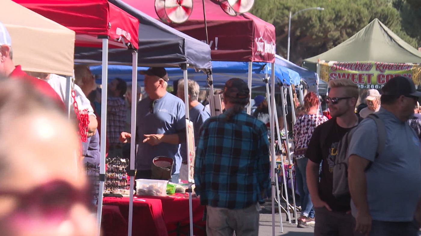 lompoc old town market 2023.jpg