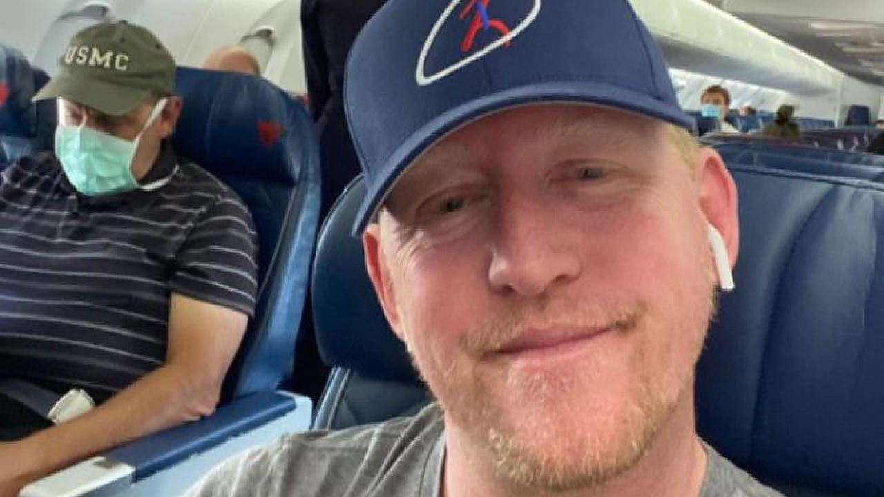 Robert O'Neill, the former Navy SEAL who claims he's the one who killed Osama bin Laden, tweeted that he was banned from Delta Air Lines for not wearing a mask.