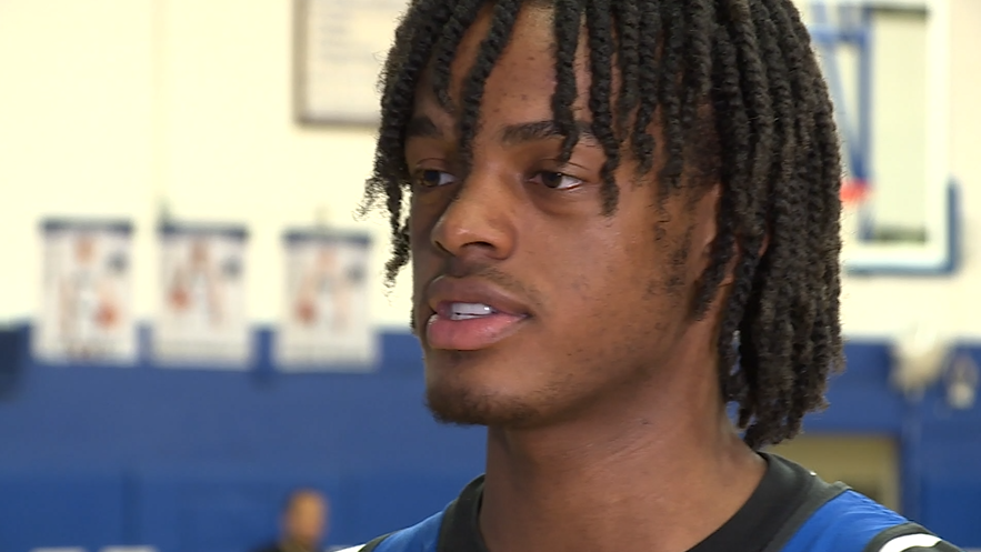 John Marshall basketball 08.png