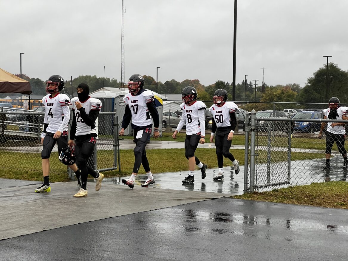 Hart football beats Hesperia