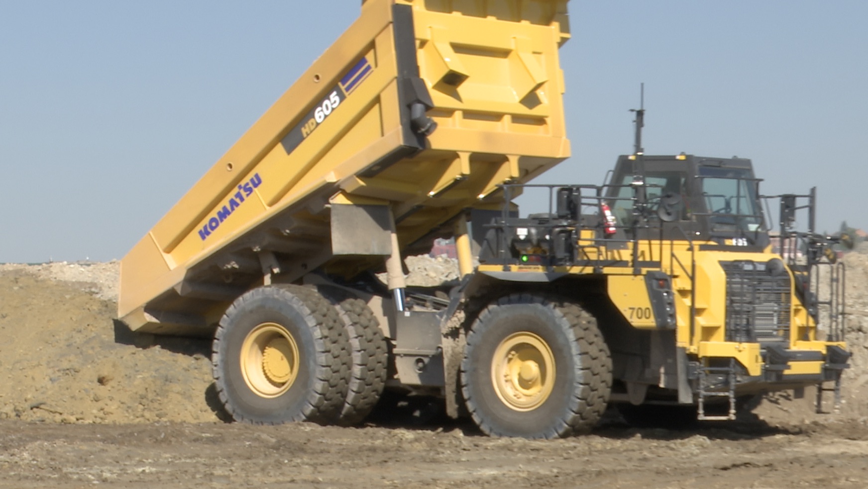 haul truck.jpg