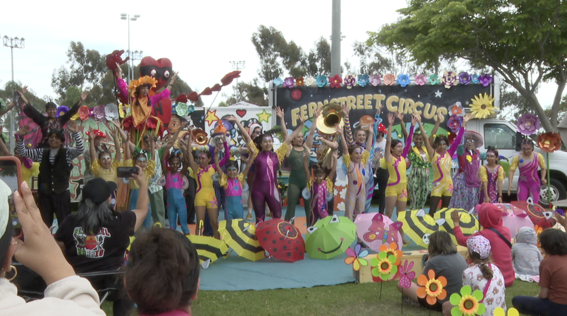 Fern Street Circus kicked off Saturday. 