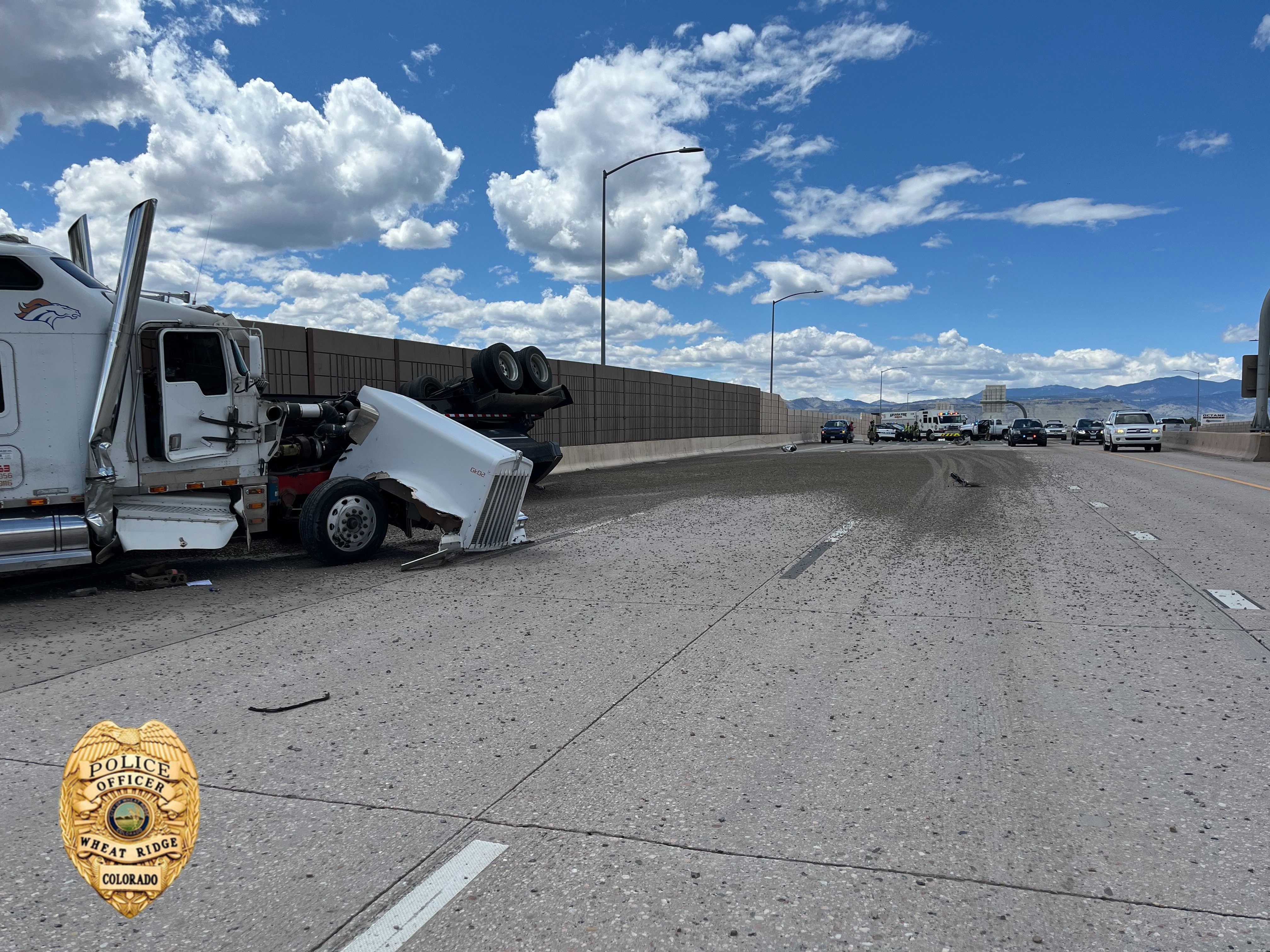 EB I-70 shut down in Wheat Ridge due to semi-truck crash 4-26-24