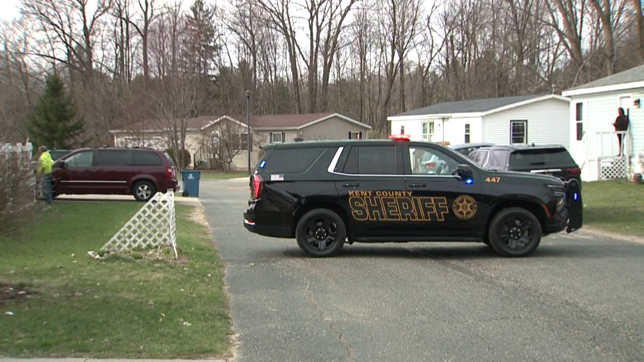 Northland Estates 3-year-old hit by car