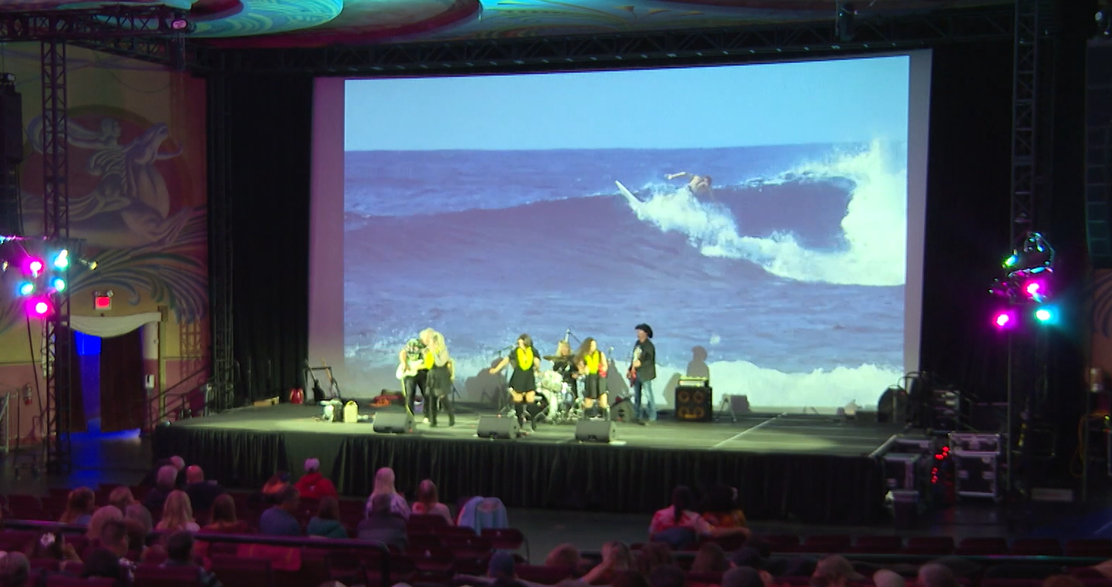 Surf Nite SLOIFF.png