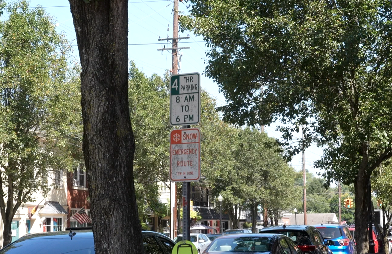 Milford parking sign