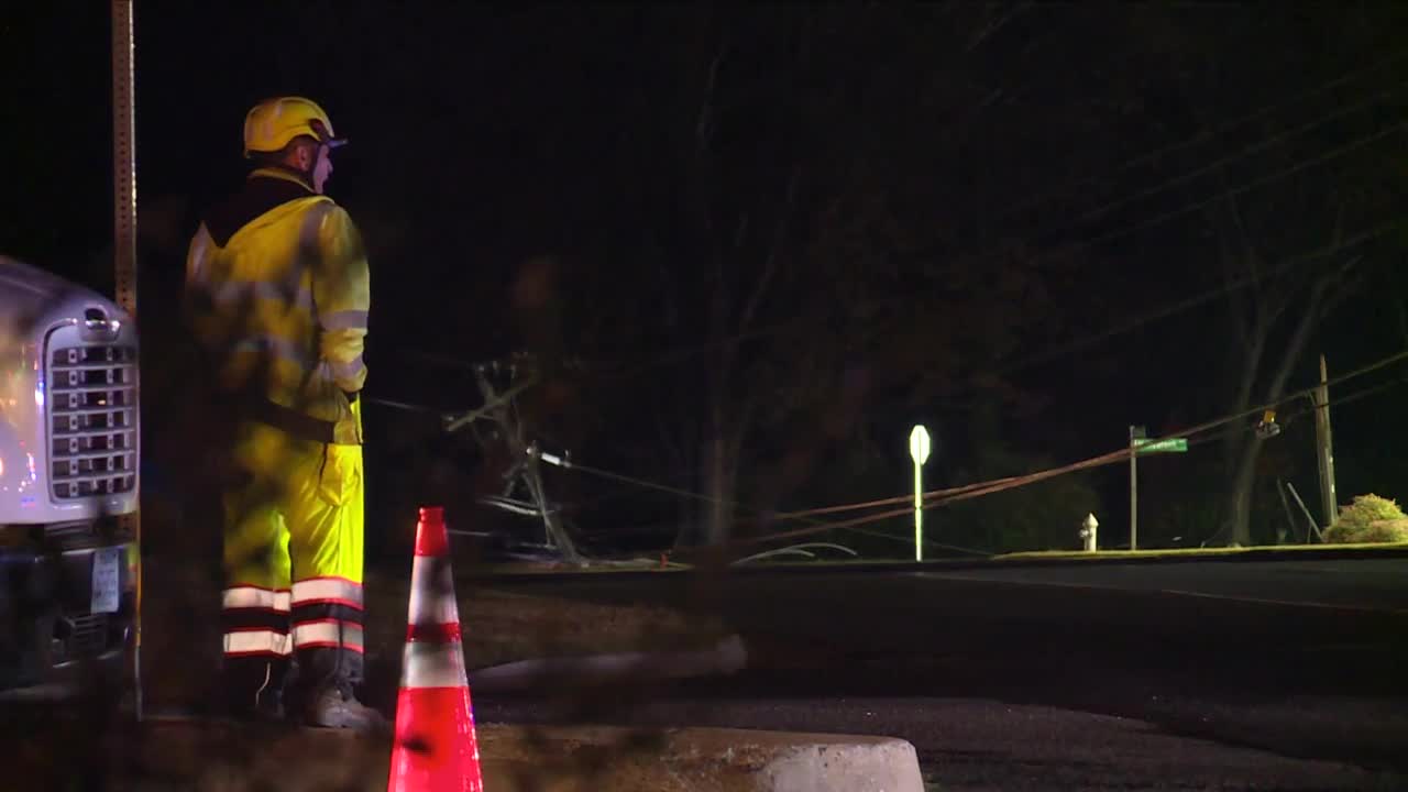 SCENE VIDEO: West Broad Street closed until Sunday after wreck downed power pole