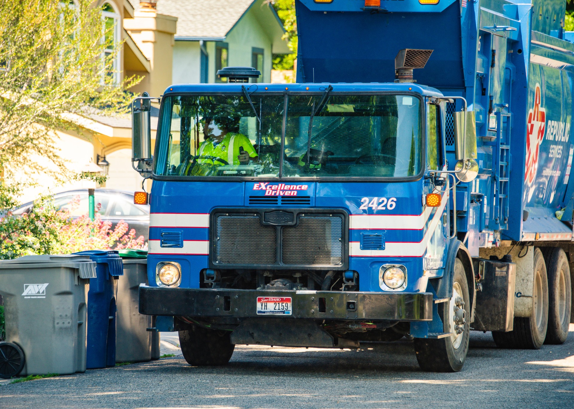 thumbnail_Republic Curbside Collection.jpg