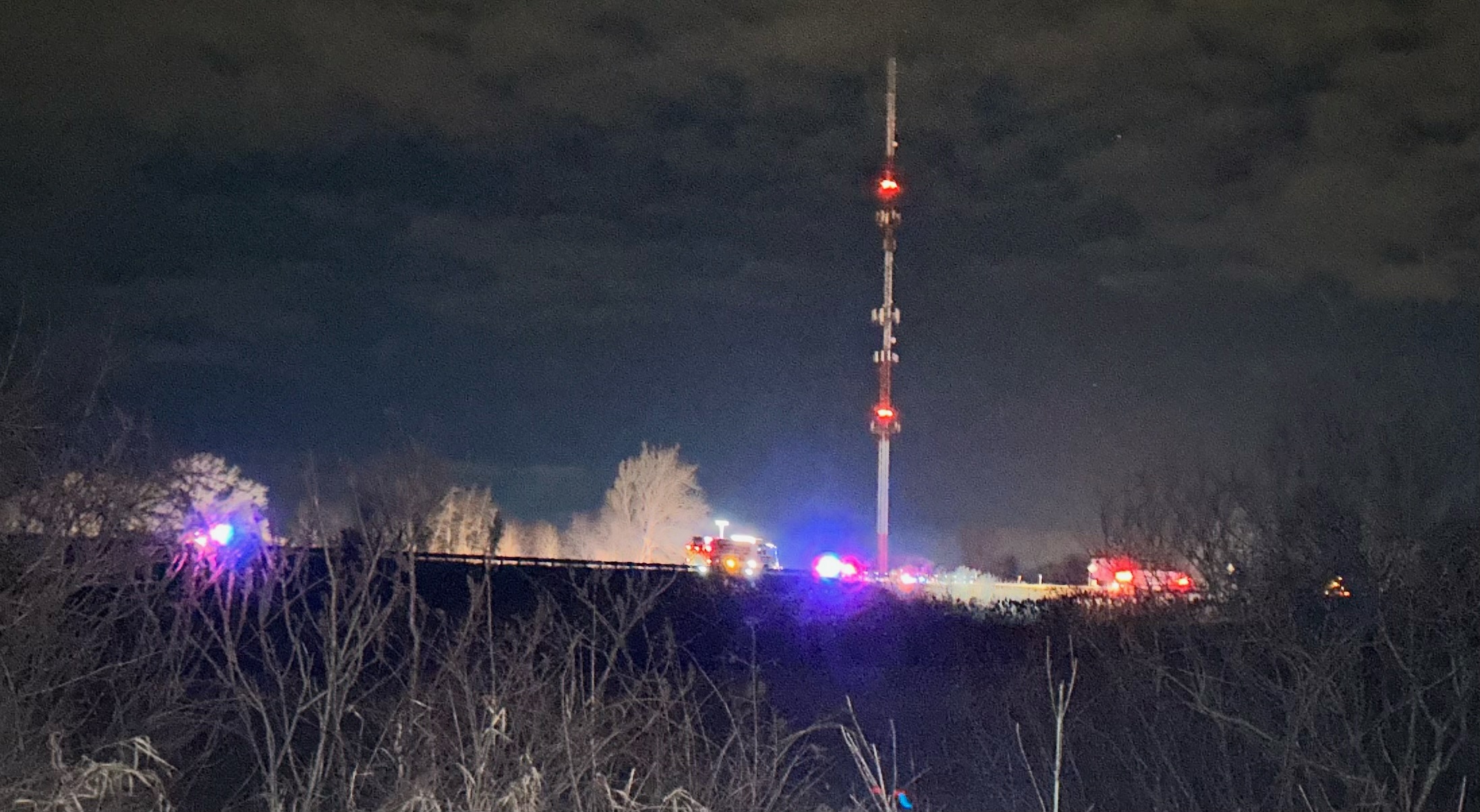 Holland Township crash shuts down I-196.jpg