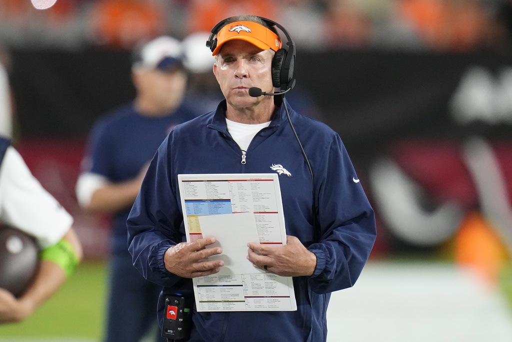 Broncos Cardinals Football
