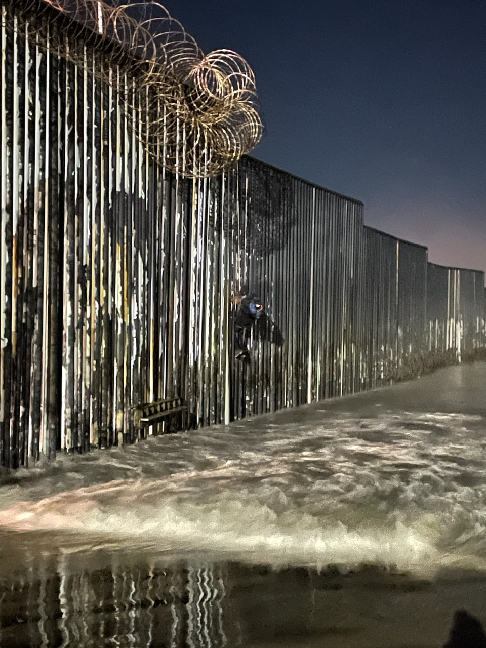 Man rescued after becoming stuck on border wall