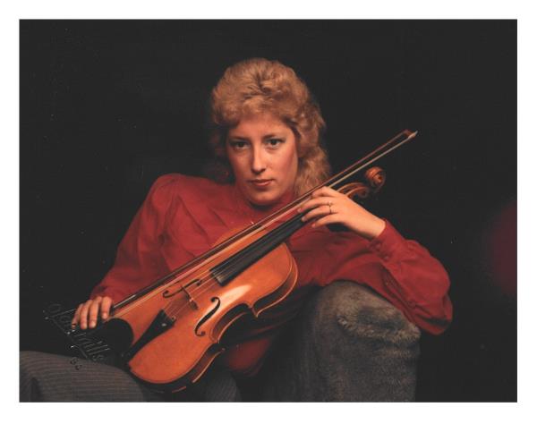 Diane Lynn Dahn