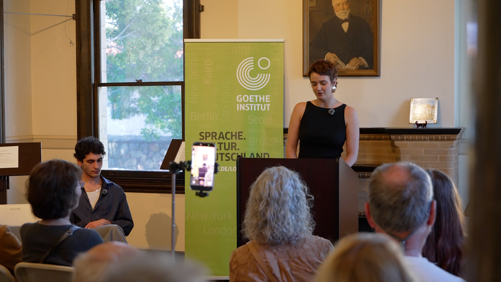 ON THE ROAD VO.00_00_33_07.Still001.jpg