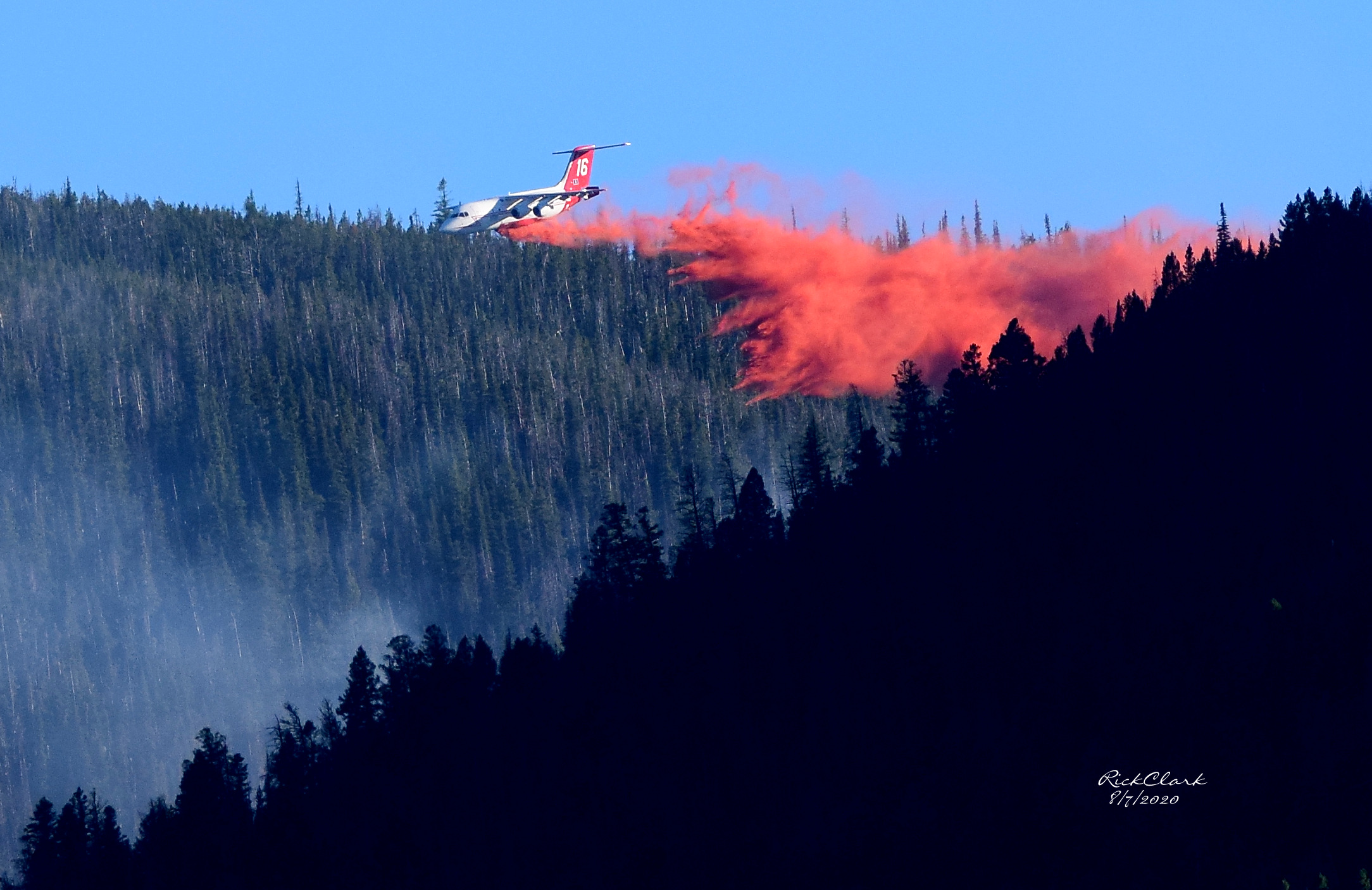 Crews battle dangerous, dense terrain as they fight Fields Gulch Fire