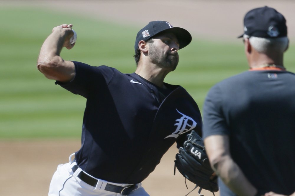 Fulmer back on mound during Tigers workouts at Comerica