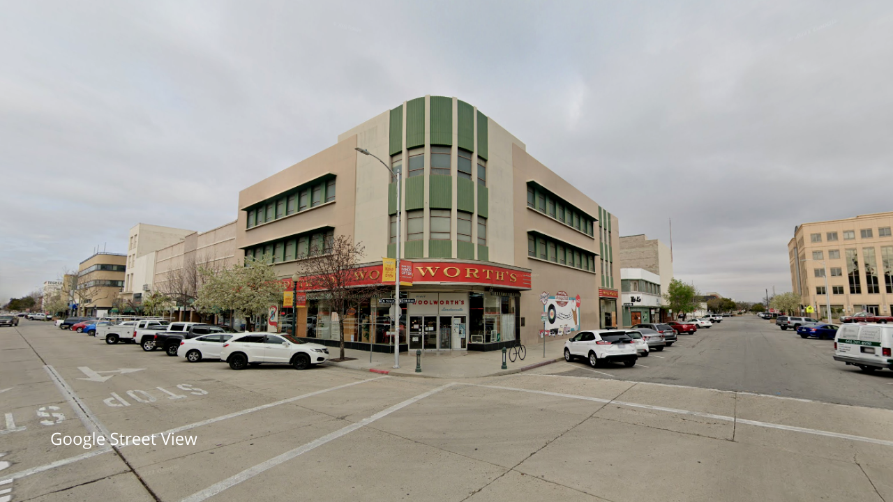 Woolworths, Bakersfield (FILE)