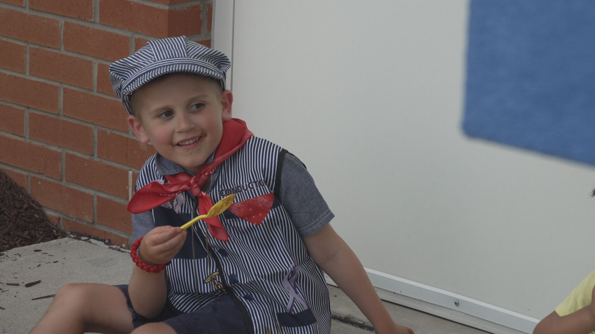 6p Patsy 3-year-old Make-A-Wish send off - PKG_frame_122.jpeg