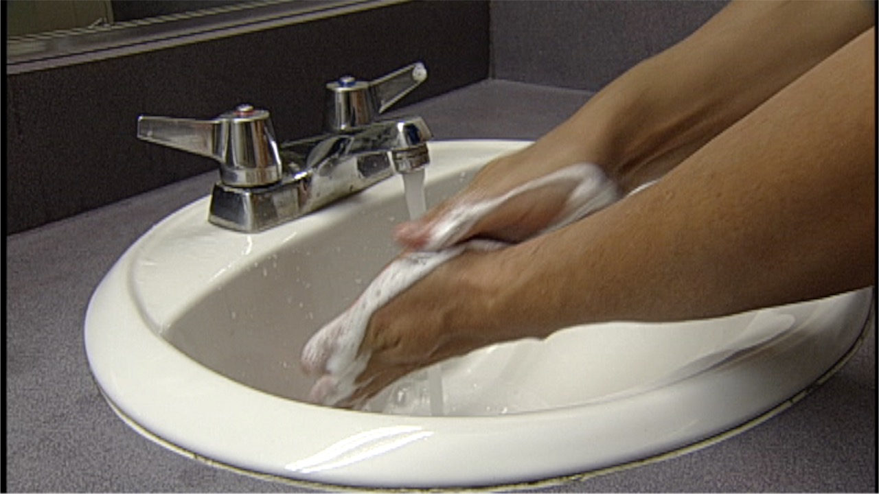 KNXV Hand Wash Washing.jpg