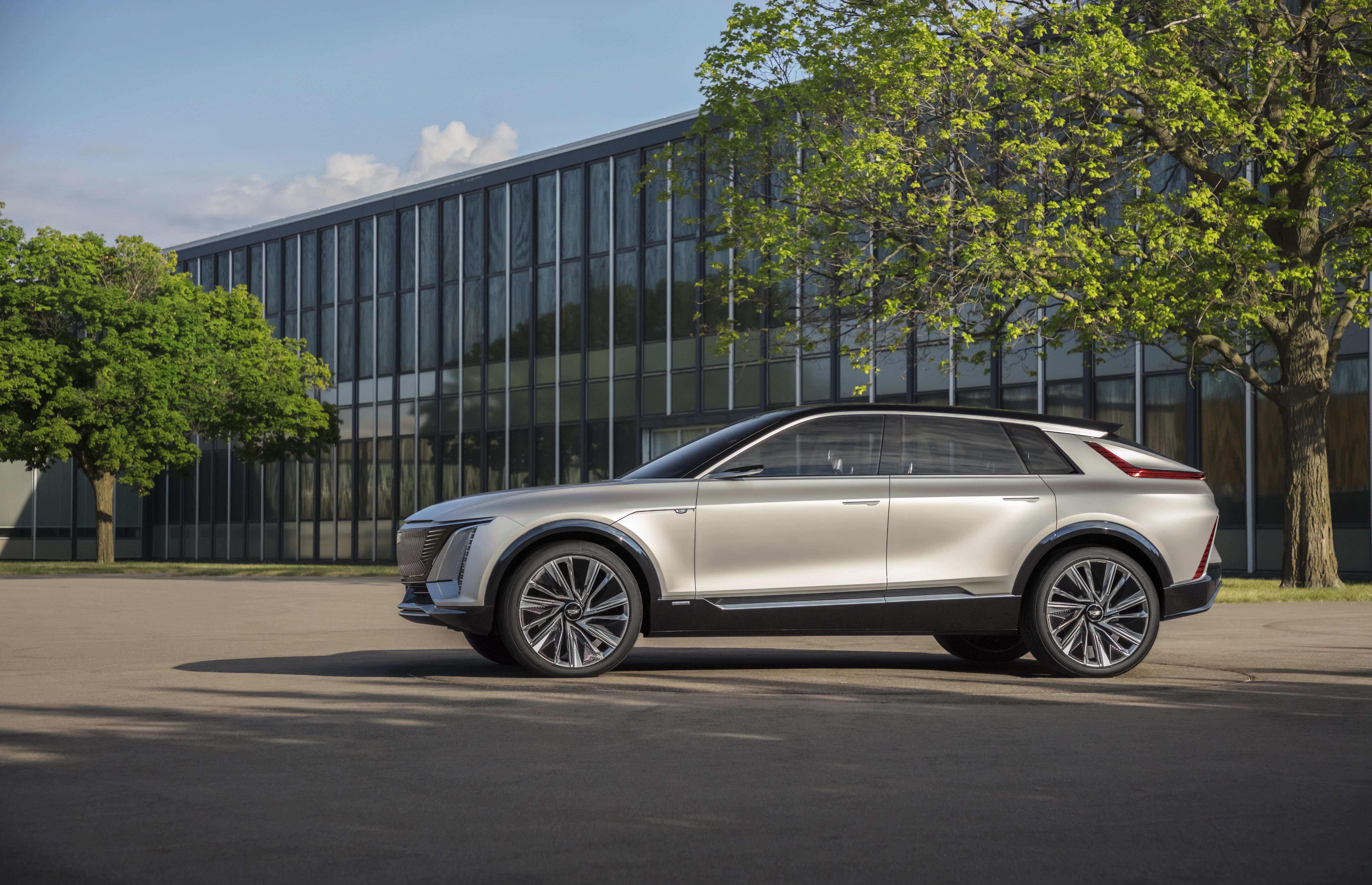 GM expected to announce Cadillac Lyriq electric SUV to be built at Tennessee plant