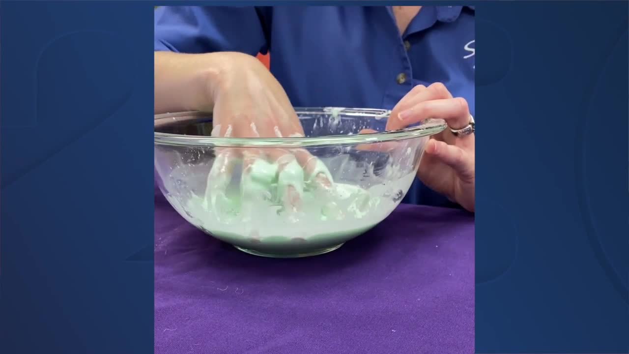 Science Sundays: How to Make Oobleck?!?