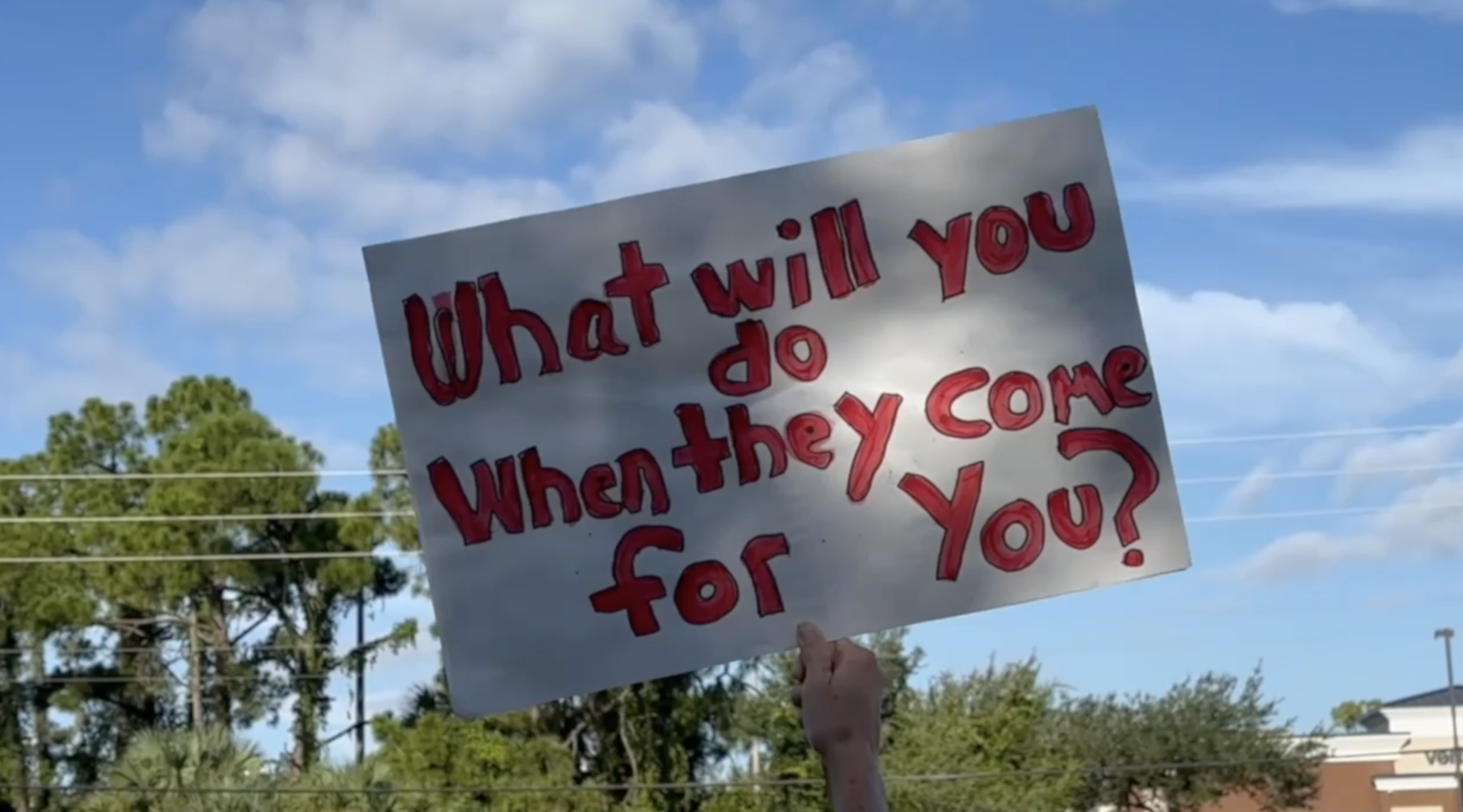 Southwest Florida rallies support workers on Labor Day