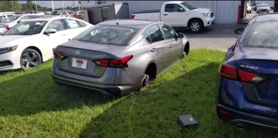 rims stolen.JPG
