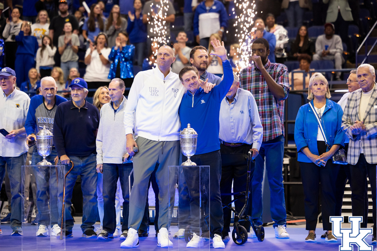 POPE PITINO AT MADNESS.png