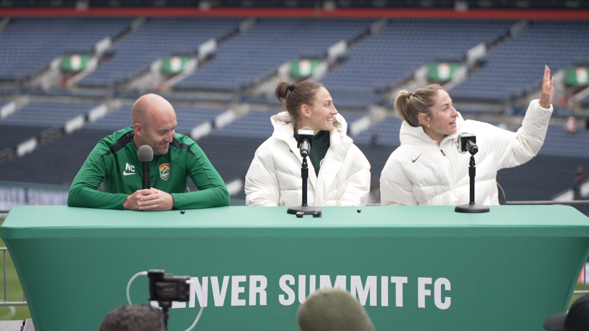 SPX SUMMIT EMPOWER FIELD denver summit fc janine sonis kaleigh kurtz nick cushing