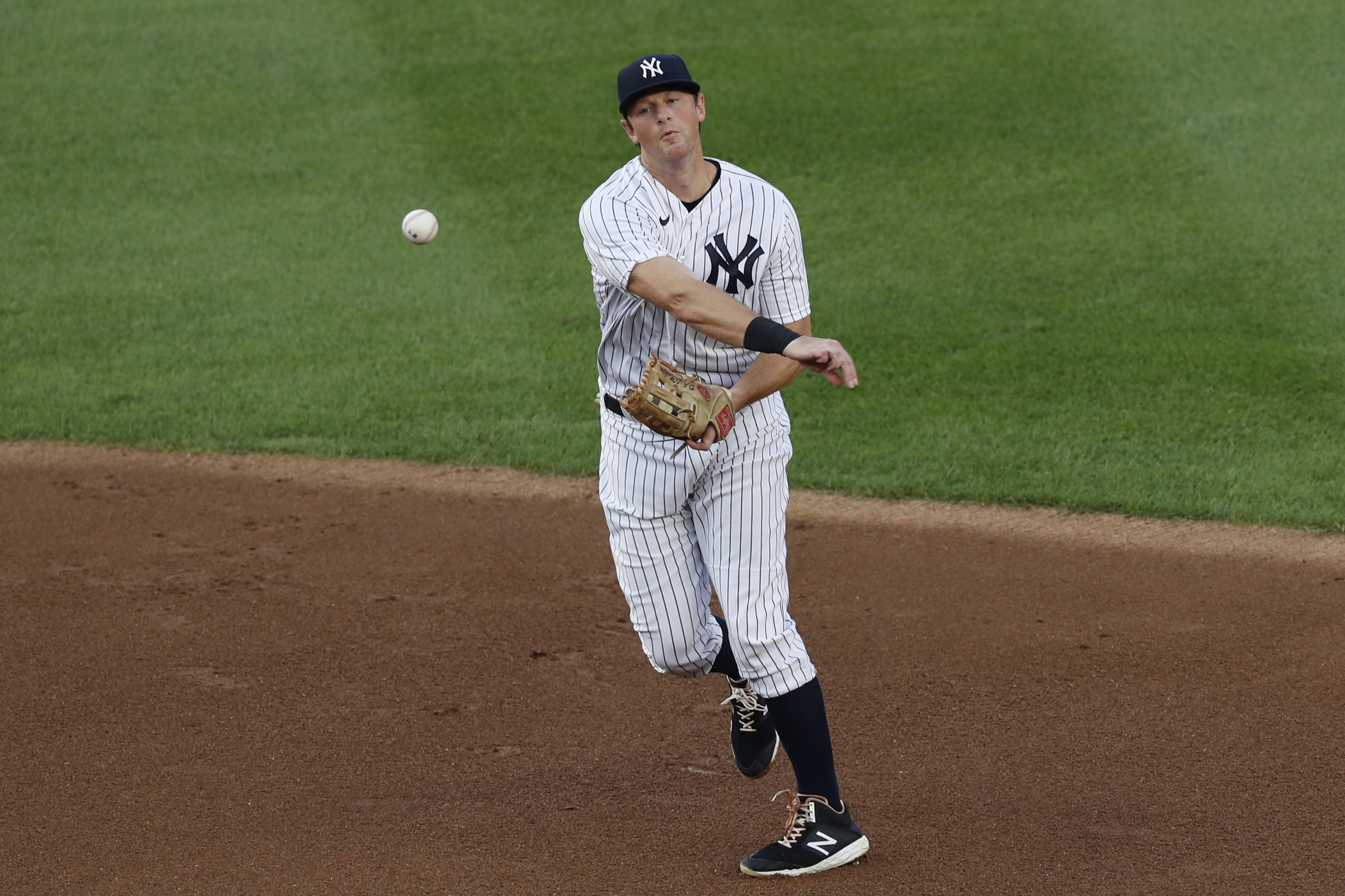 Yankees' DJ LeMahieu among six given qualifying offers