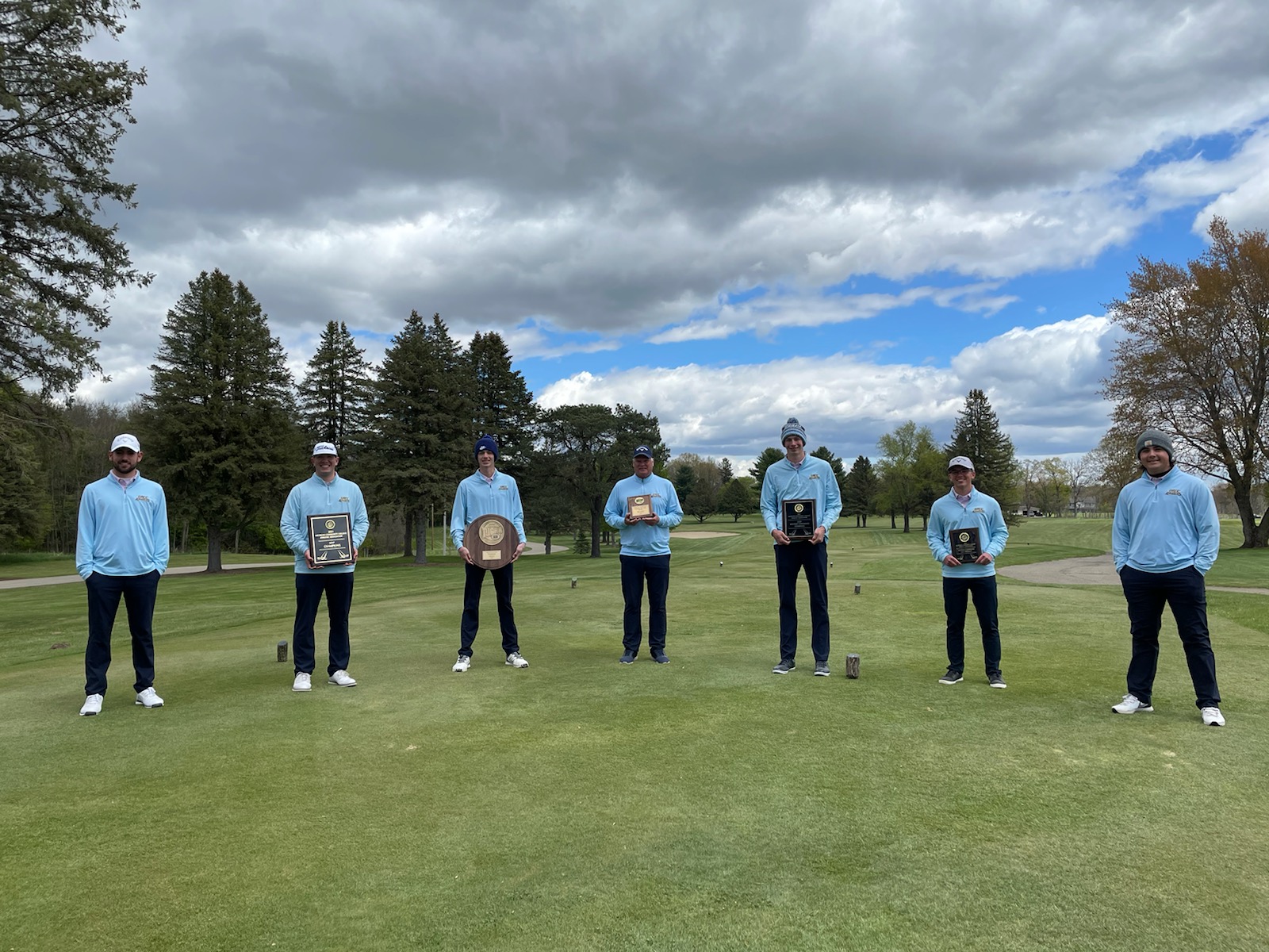 GRCC golf team 5 11 2021.jpeg