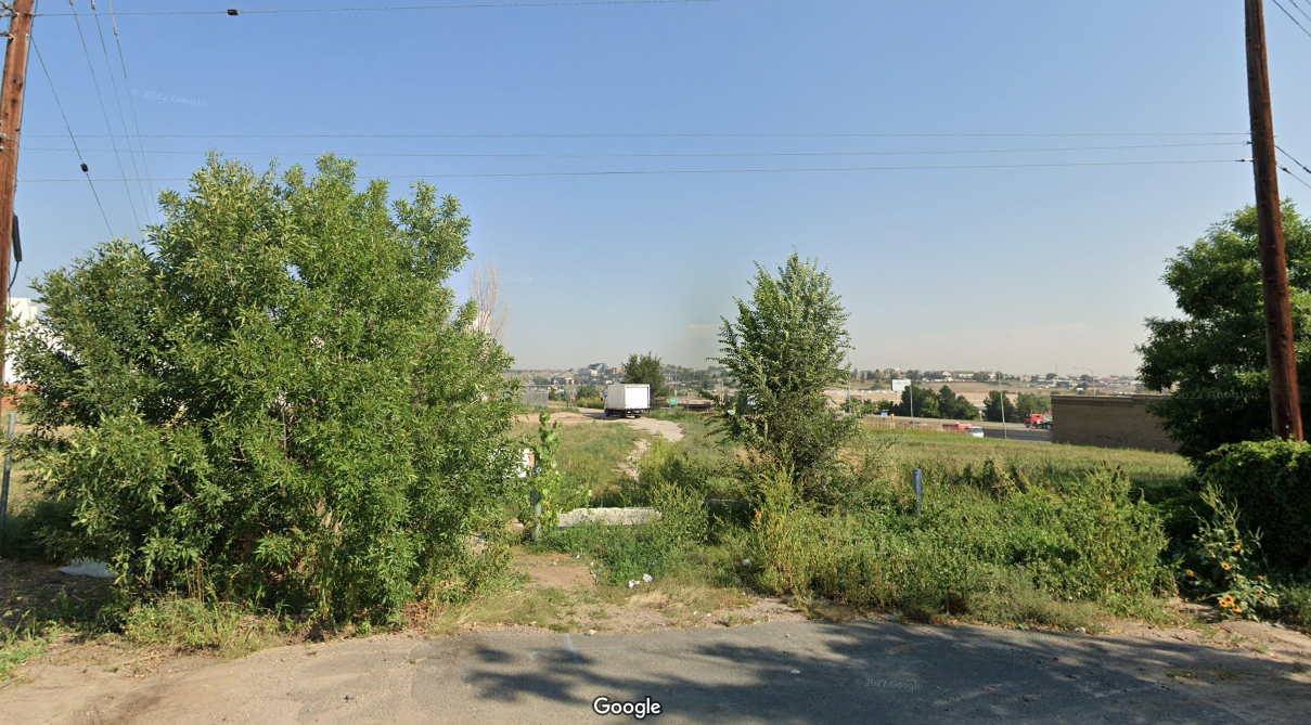 Sherman St and Marigold Dr intersection_burned body found in grass fire