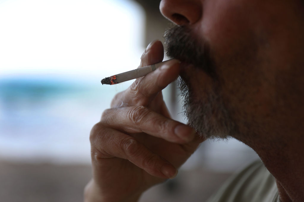 Kansas House wants age limit for tobacco, vaping at 21 - Vimarsana News
