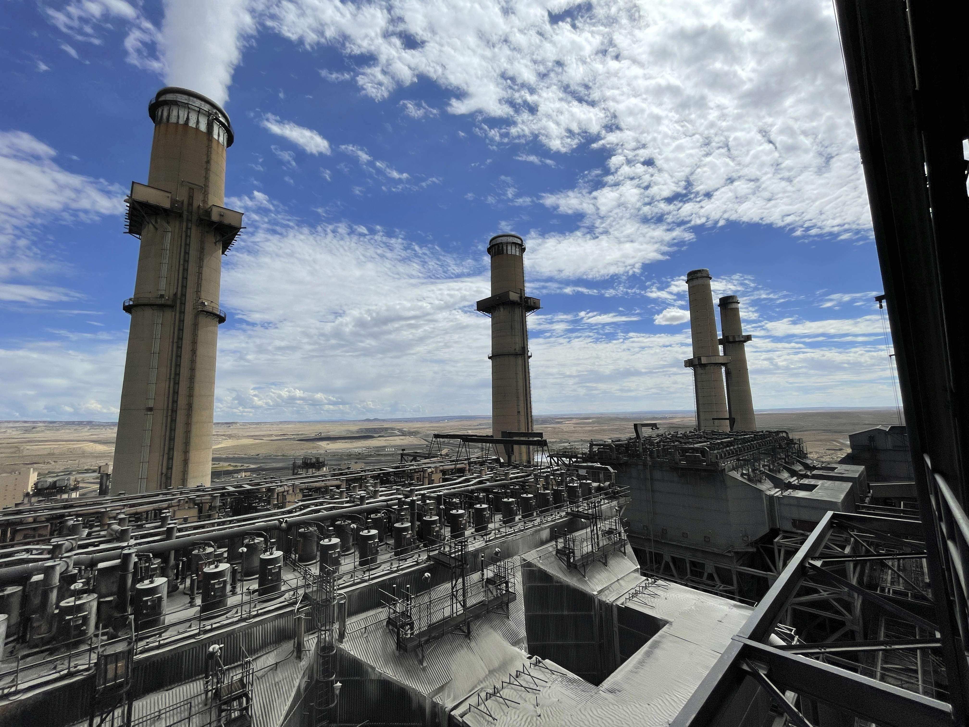 Coal plant